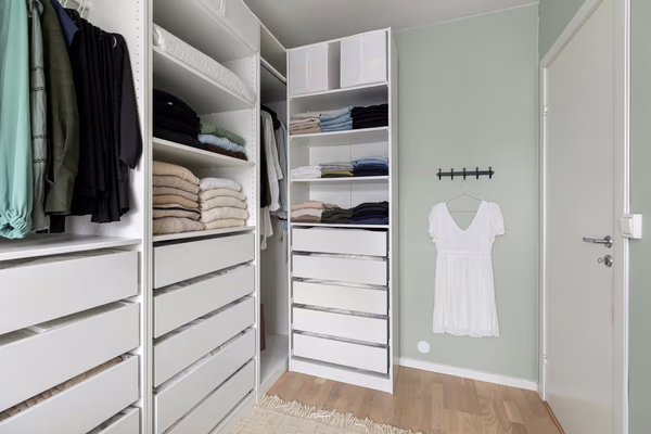 Elegant wardrobe design with ample storage